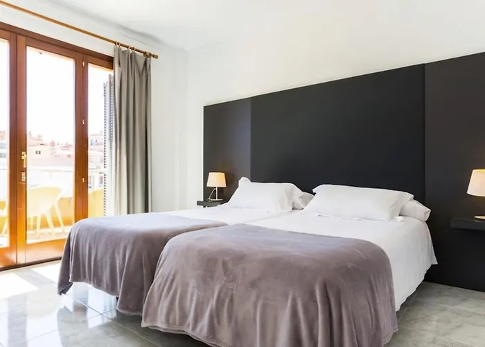 Ca Nostra Βίλα *